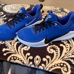 Size 12 Men’s Nike Shoes